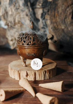 lư đốt trầm hương bằng đồng
